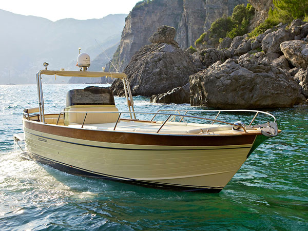 Sunset boat tour along the Amalfi Coast