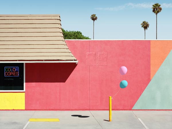 Australian artist George Byrne creates mesmerising photographic abstractions of LA’s urban landscapes. 