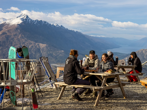 Lunchtime at Coronet Peak