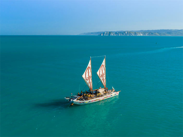 Sail on a tairāwhiti.