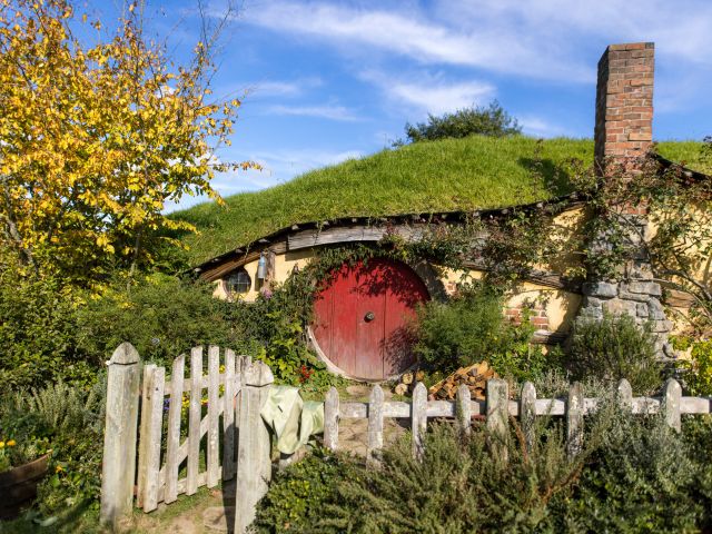 Hobbiton movie set in New Zealand