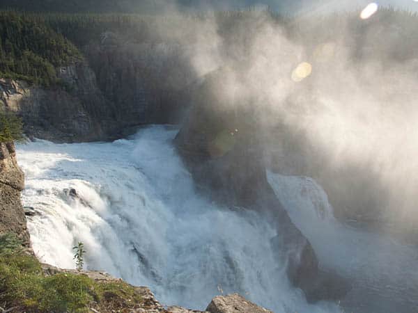 Dene see animal shapes in the Náįlįcho mist