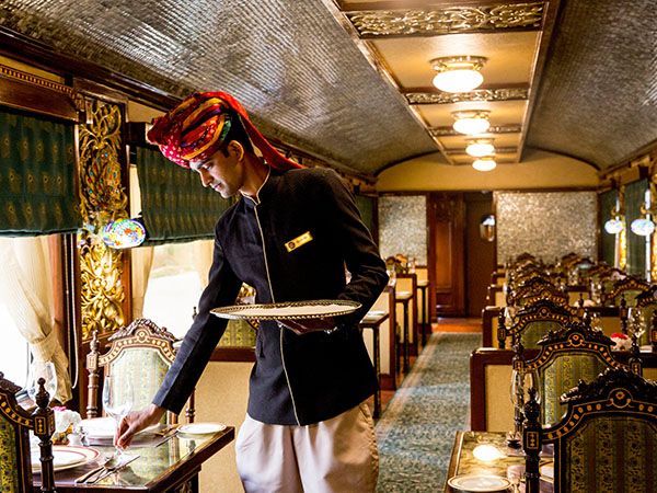 Server, Maharajas Express, India