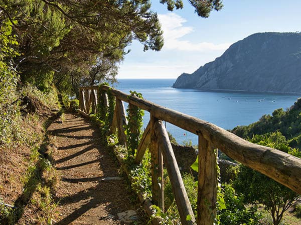 View of monterosso bay from the Sentiero Azzurro hiking trail (Vernazza - Monterosso section)