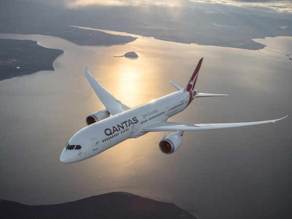 Qantas Plane 