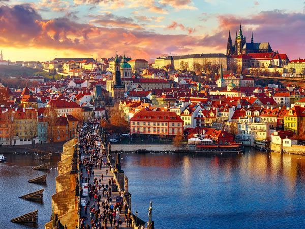Tourists on Charles Bridge in Prague at risk of being pickpocketed.