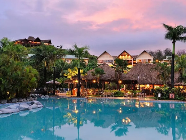 Outrigger Fiji Beach Resort in Viti Levu, Fiji