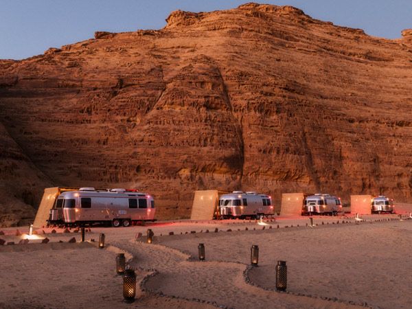 Habitas Cavavan in Canyon