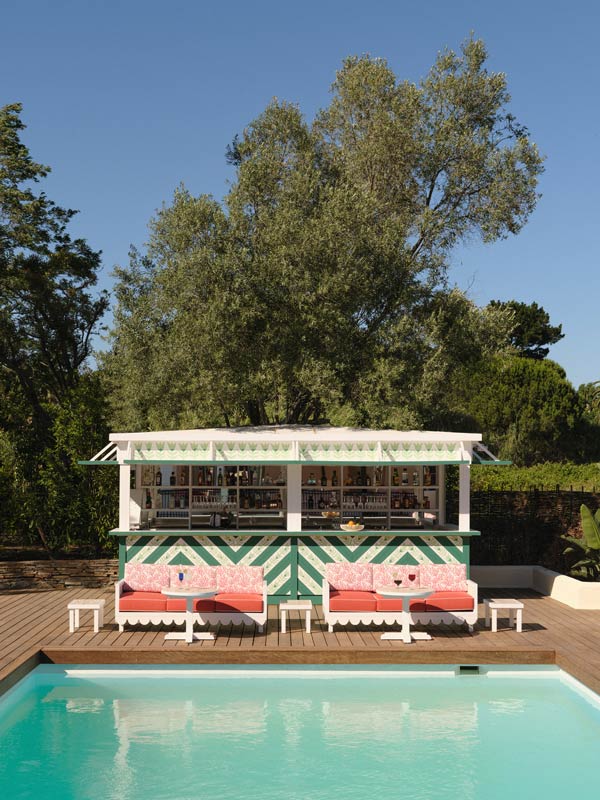 pool at La Tartine.