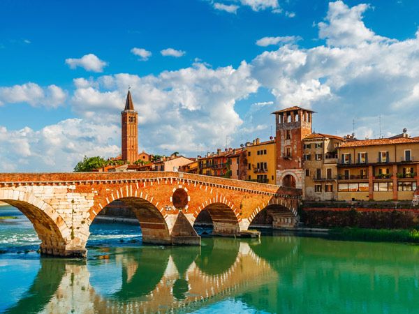 Bridge Ponte Pietra in Verona