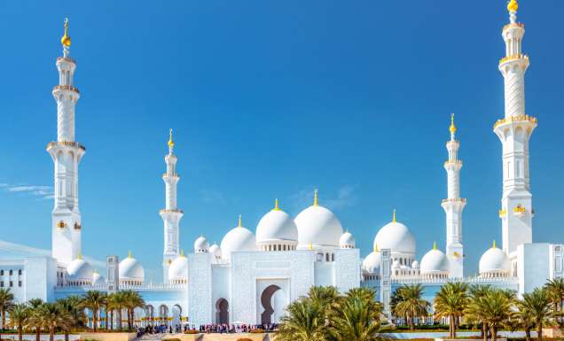 Sheikh Zayed Grand Mosque in Abu Dhabi