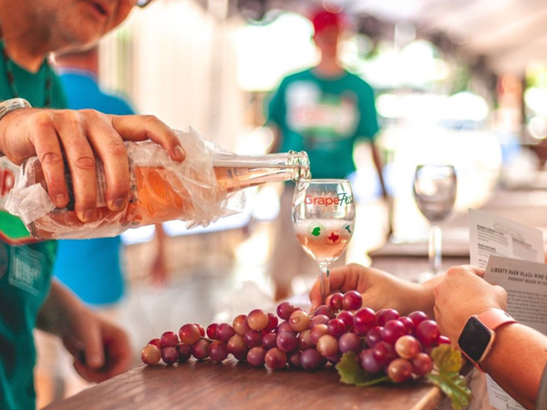 wine tasting competition, Grapefest Texas