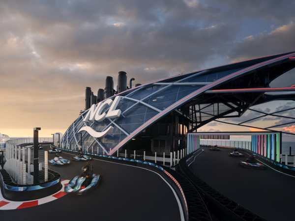 race track, Norwegian Prima