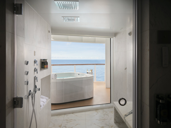 stateroom shower and bathtub, Norwegian Prima