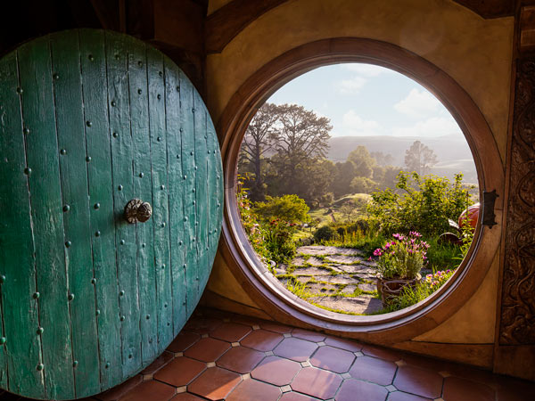 Hobbiton Airbnb circular door