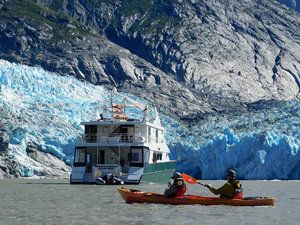 Uncruise Adventures Alaska, kayak