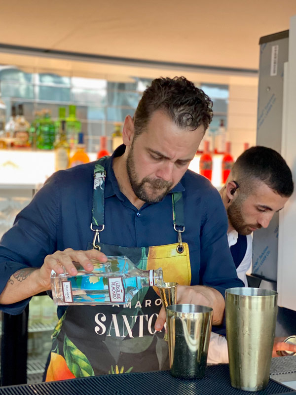 a bartender mixing up drinks at La Distillerie de Monaco