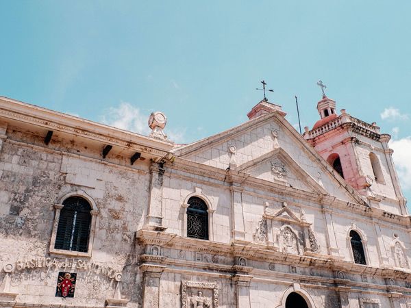 the exterior of Basilica Minore del Santo Niño de Cebu
