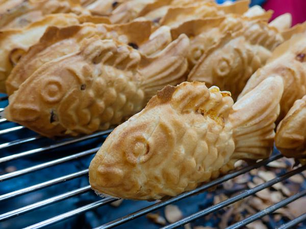 fish-shaped pastries or Bungeoppang