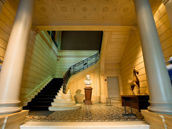 a look inside Cernuschi Museum Paris