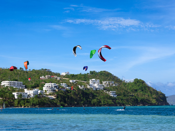 kitesurfing in Bulabog Beach