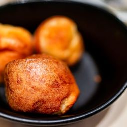 Pão de queijo in a bowl