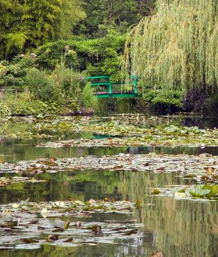 9 alluring places to travel based on famous paintings