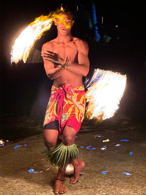 Return To Paradise Resort & Spa, fiafia night