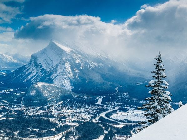a scenic snow-filled landscape at Mt Norquay