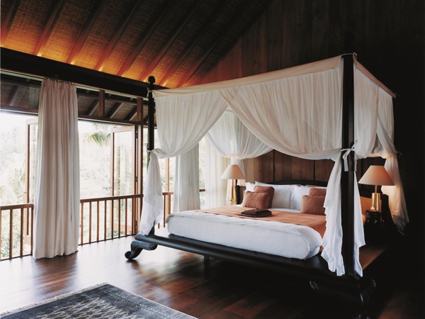 Uma Bona COMO Suite Master Bedroom