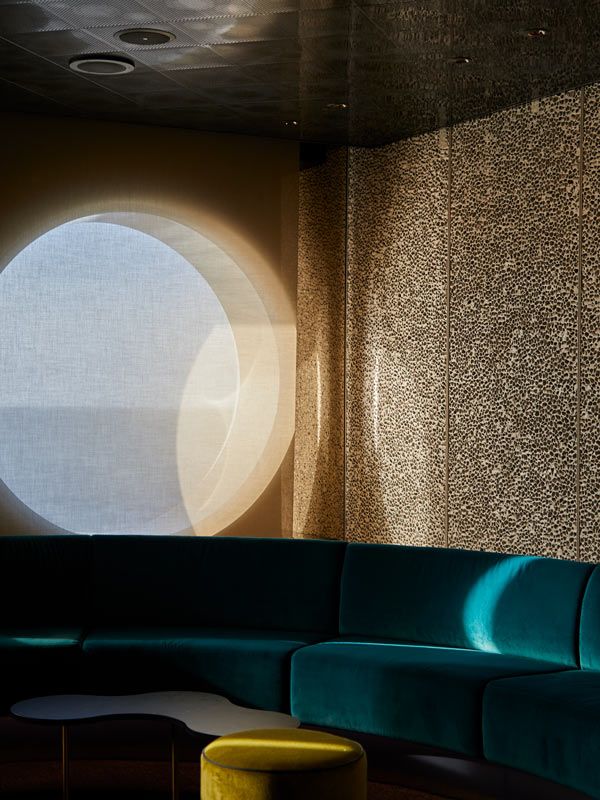 On The Rocks bar seating detail on resilient Lady
