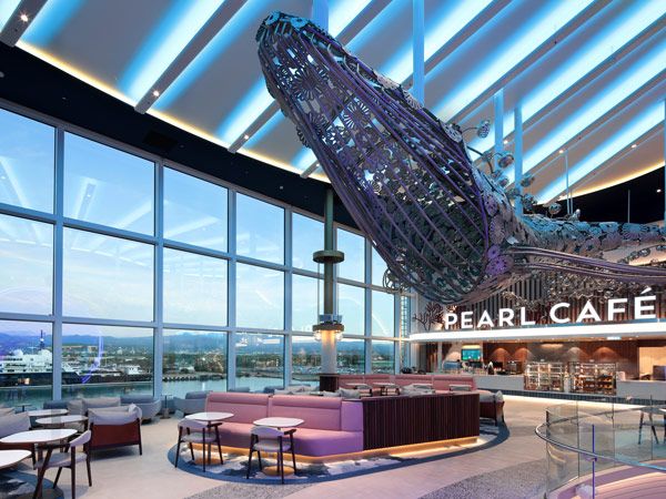 the Pearl Cafe on the Icon of the Seas