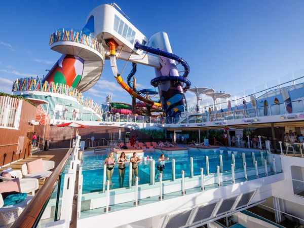 the Hideaway neighbourhood on the Icon of the Seas