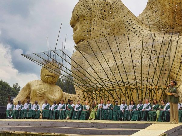 a Rwanda Gorilla Naming Ceremony & Uganda tour