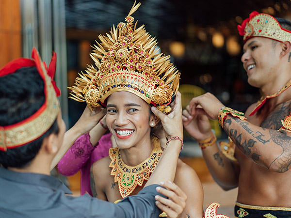 Balinese women in traditional dress, Hotel Indigo Bali Seminyak