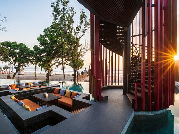 Hotel Indigo Bali Seminyak Beach pool