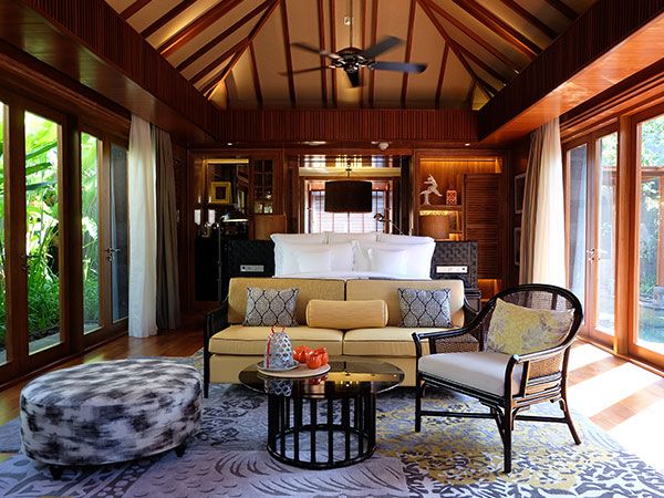 Hotel Indigo Bali Seminyak Beach room interior