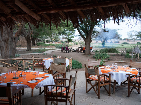 the outdoor dining area at Satao Camp