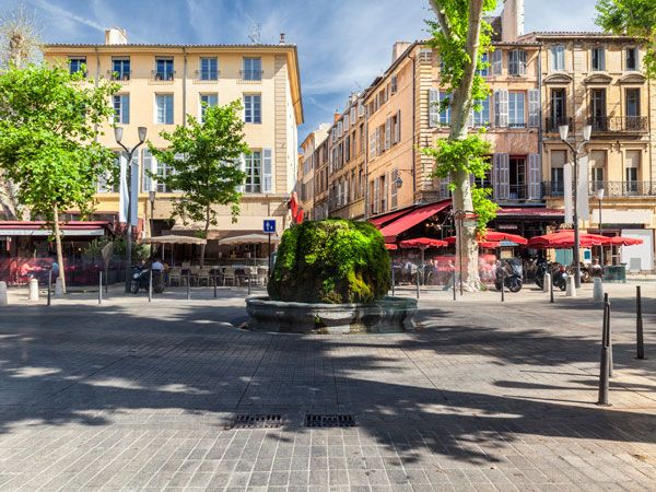 Cours Mirabeau in Aix-en-Provence