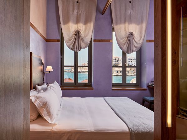 the bedroom at Domus Renier Boutique Hotel