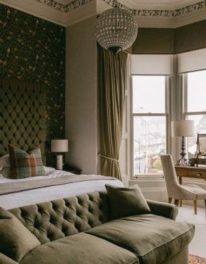The Roseate Edinburgh Bedroom with view