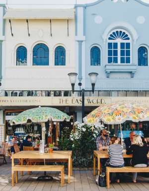 an al fresco dining on buzzy New Regent Street