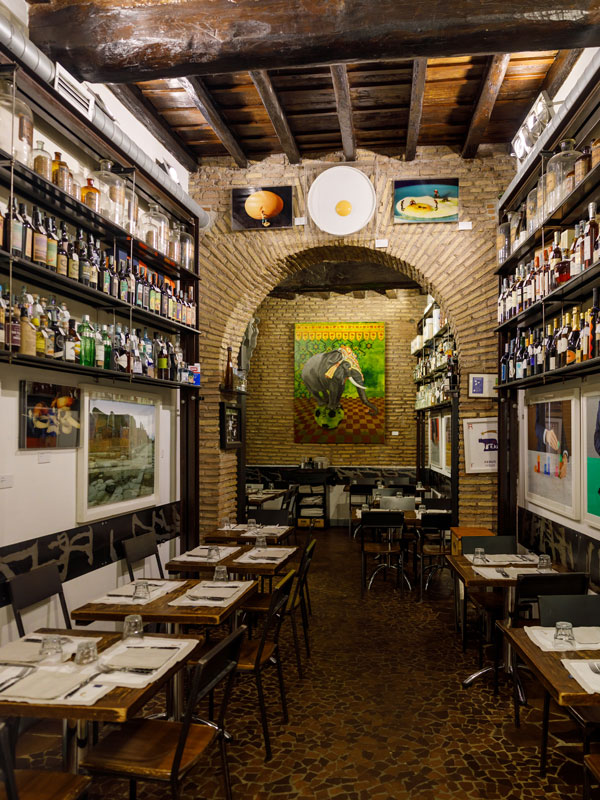 the classy dining space at Roscioli