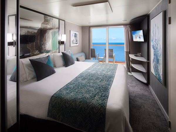 the balcony stateroom onboard Norwegian Jewel