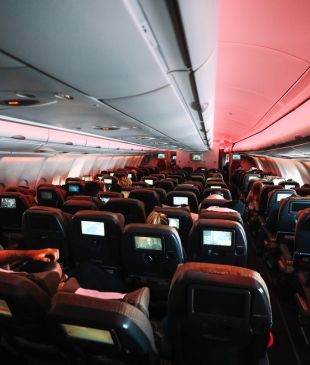 Is it rude to recline your seat on a plane?