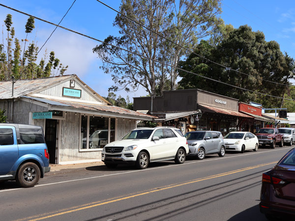the Makawao town streetscape in Hawai‘i
