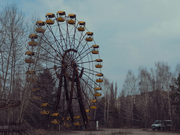 the rusting Ferris wheel in Pripyat, Ukraine