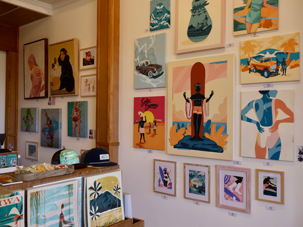souvenirs on display inside The Green Room, Haleʻiwa Town