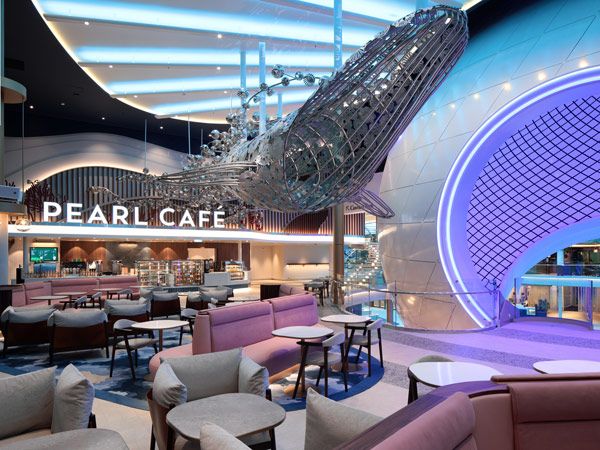 the Pearl Cafe, Icon of the Seas