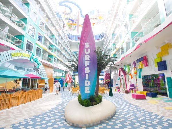 Surfside Neighbourhood onboard Icon of the Seas